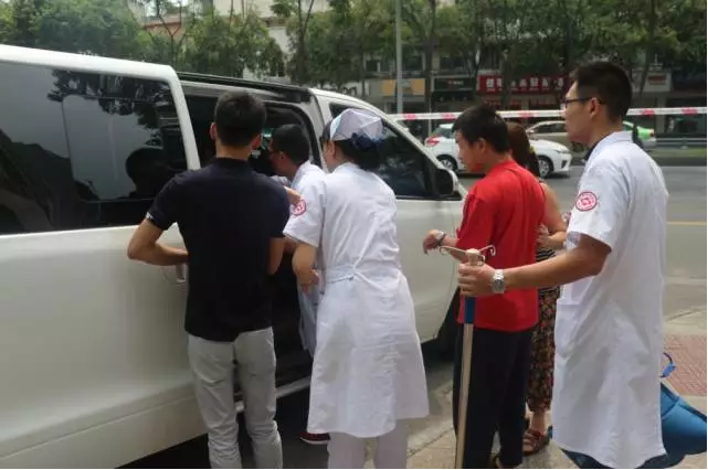 川音大厦爆破拆除 我院全力做好安全转移工作 川音大厦爆破拆除 我院全力做好安全转移工作