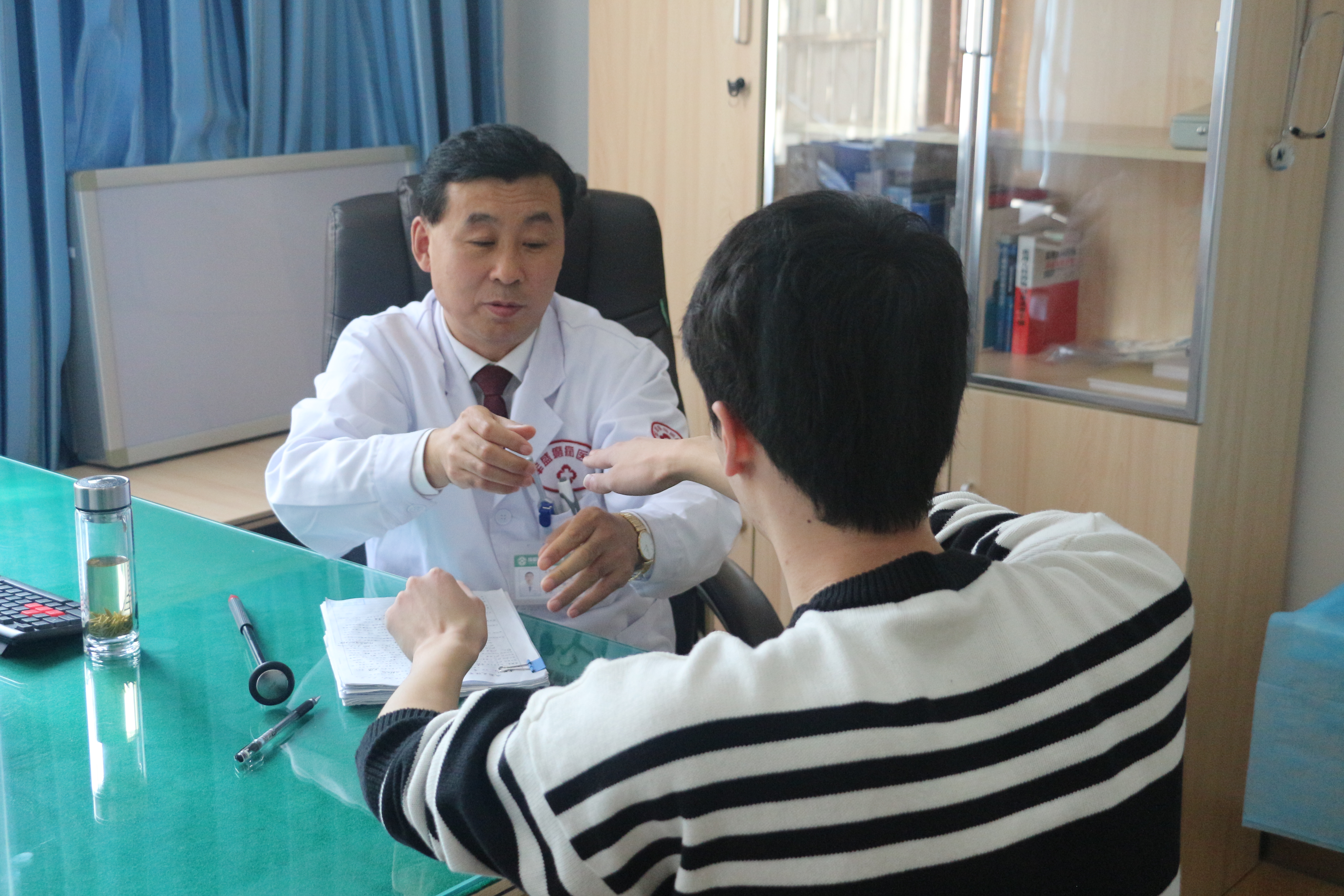 治好癫痫选对医院是关键的钥匙